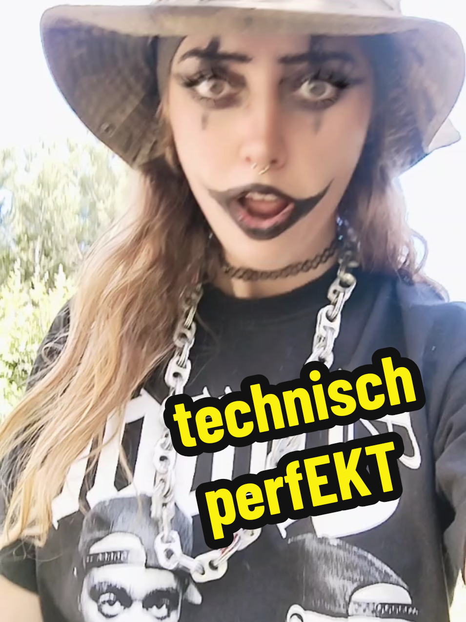 @✡ ᴀʟɪᴄᴇ ɪɴ ᴡQɴᴅᴇʀʟᴀɴᴅ ☭