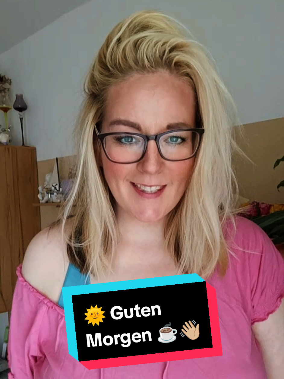 @.&deg;&bull;✯&middot; Katrin ᥫ᭡ .&deg;&bull;★.