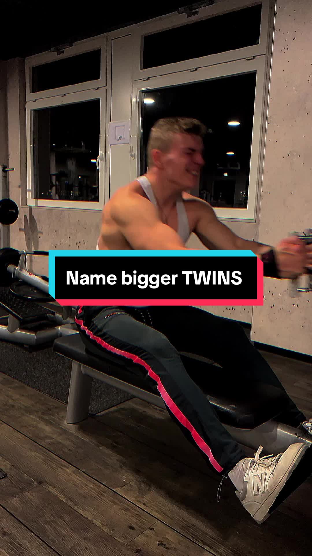 @Aesthetic Twins