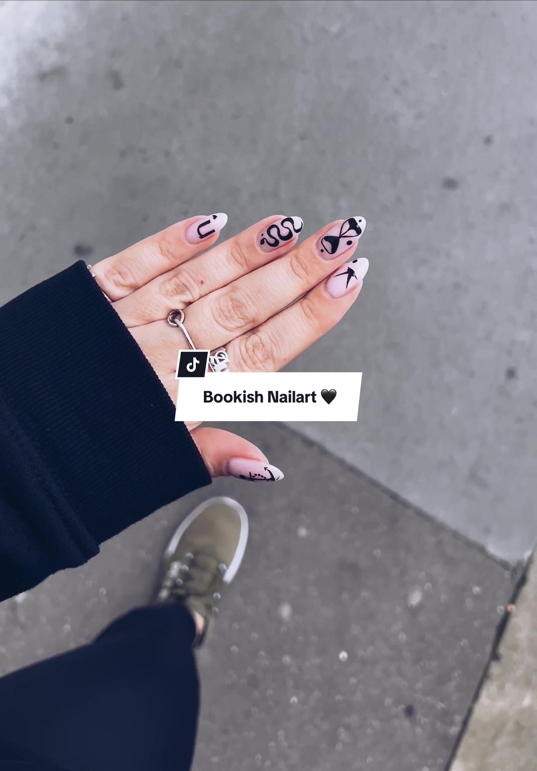 @𝕾𝖈𝖗𝖊𝖆𝖒𝖎𝖓𝖌 𝕿 | Reads