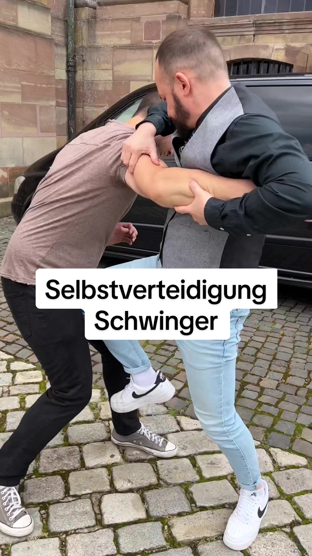 @AK8