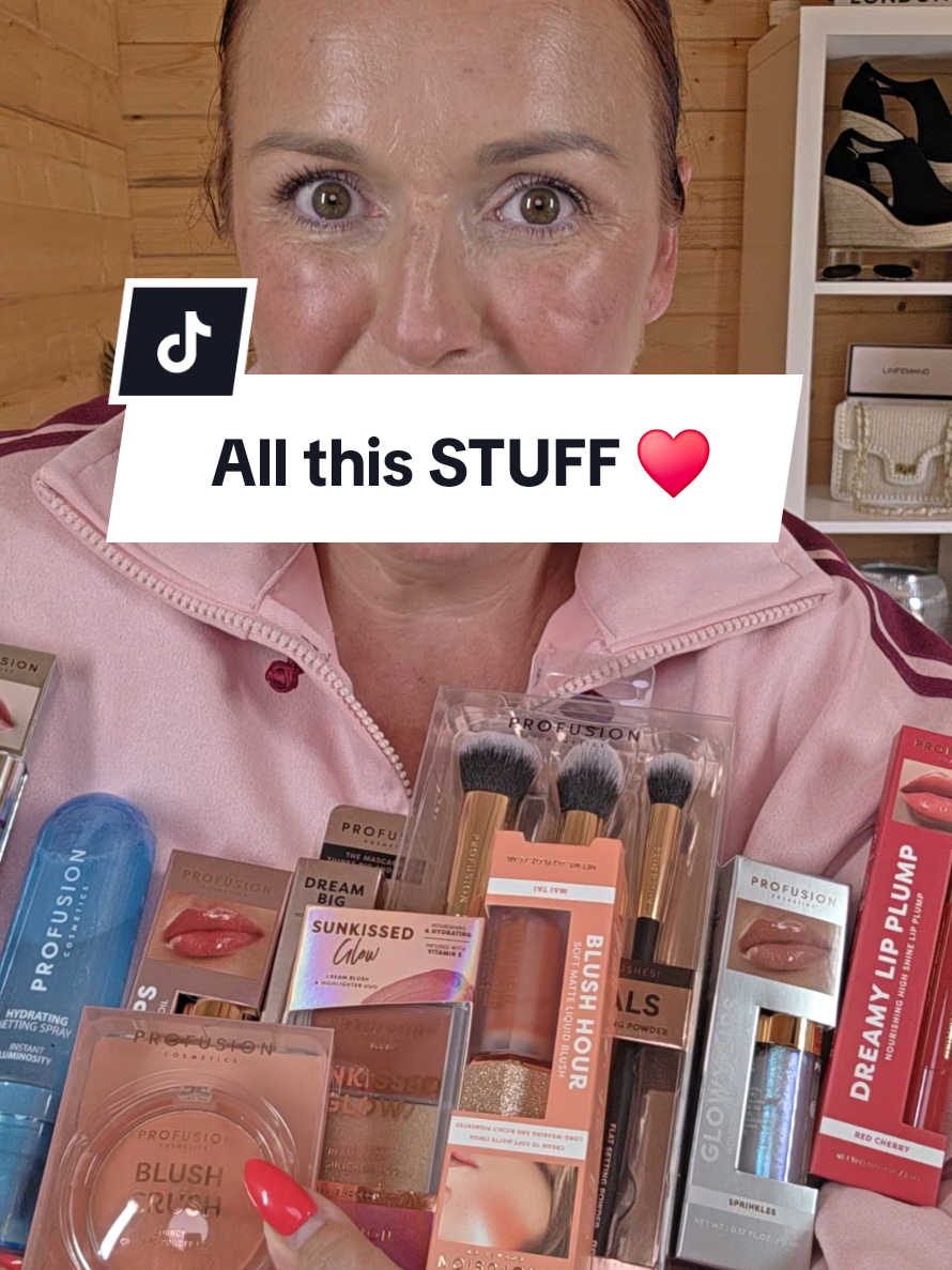 @Becky | Fashion ✨ Beauty