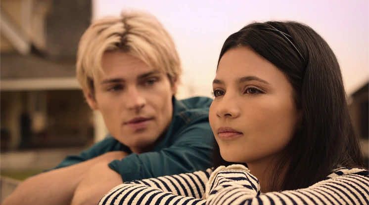 @Sarah | Séries TV & Autrice 🍿