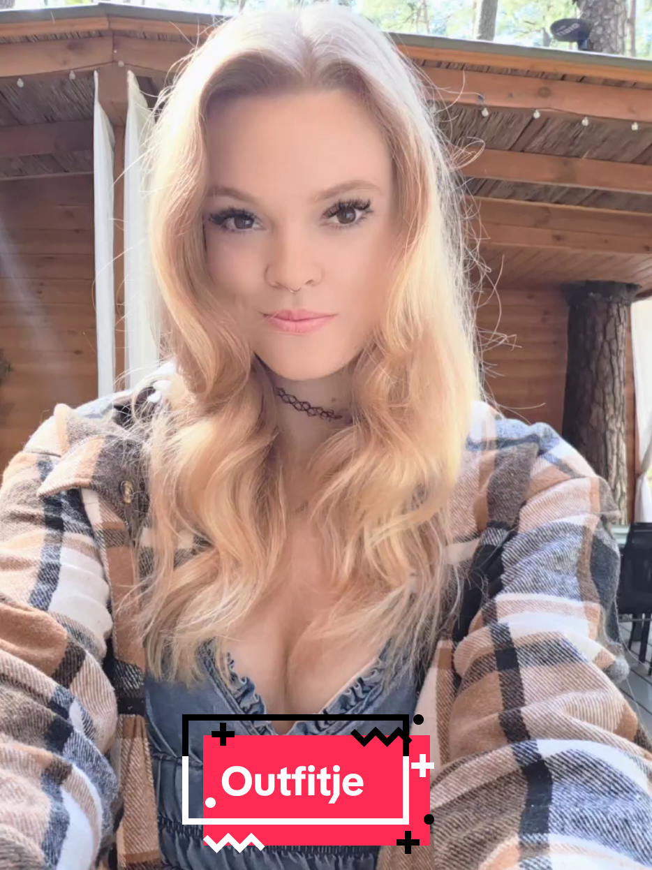 @lalaesmee
