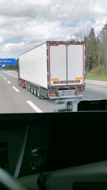 @Daniela Pelechra🚛🏍️