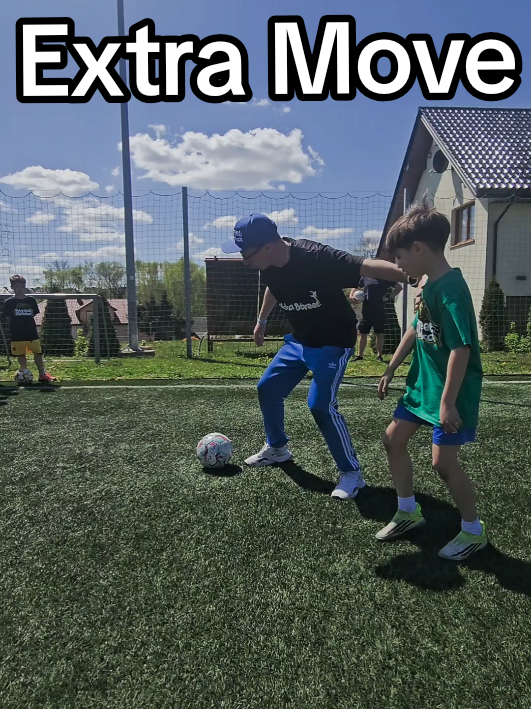 @Trener Dryblingu Piłkarskiego