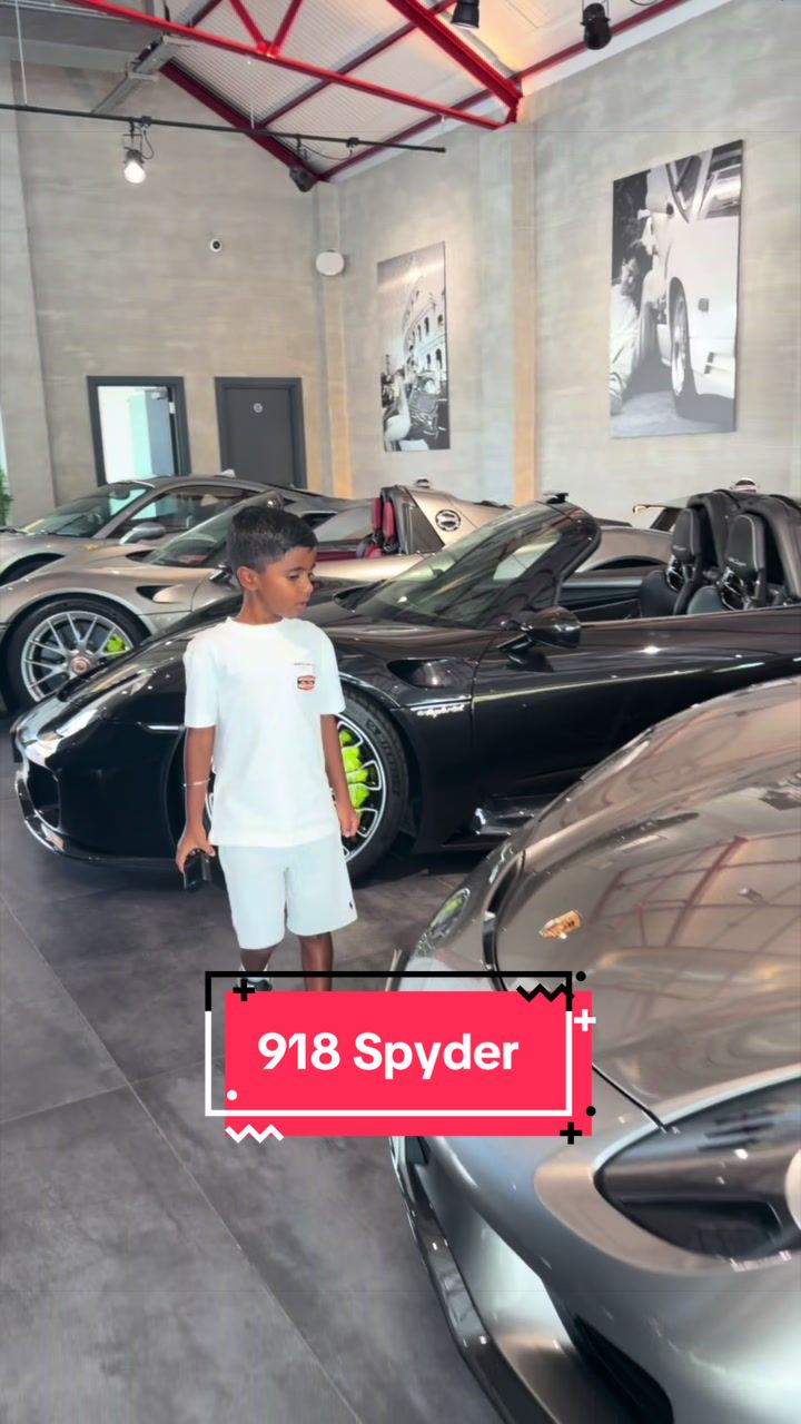@SuperCar Kash ☬