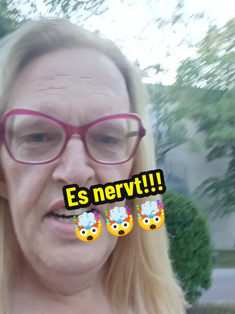 @Angela_Fuxia