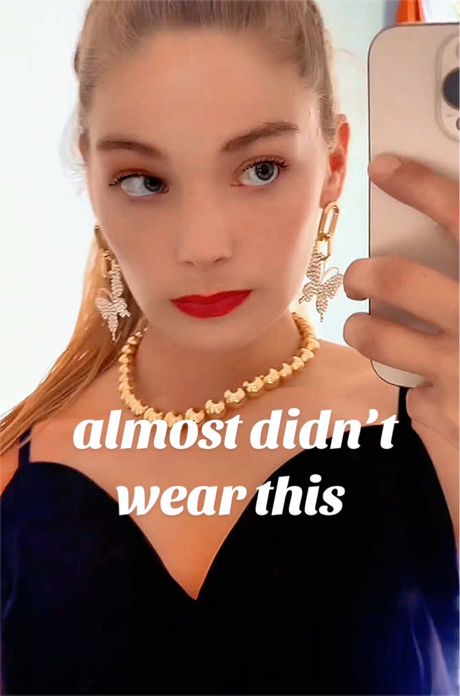 @leaafcqr