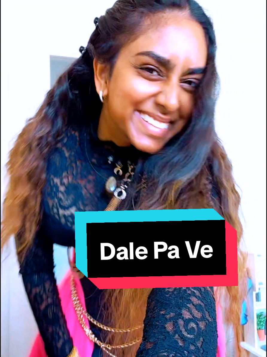 @WhoAmISarah