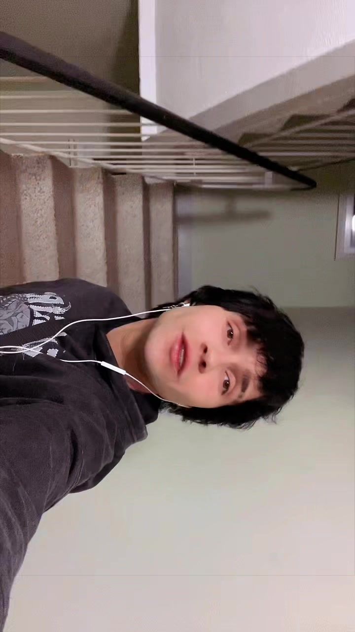 @Johnny
