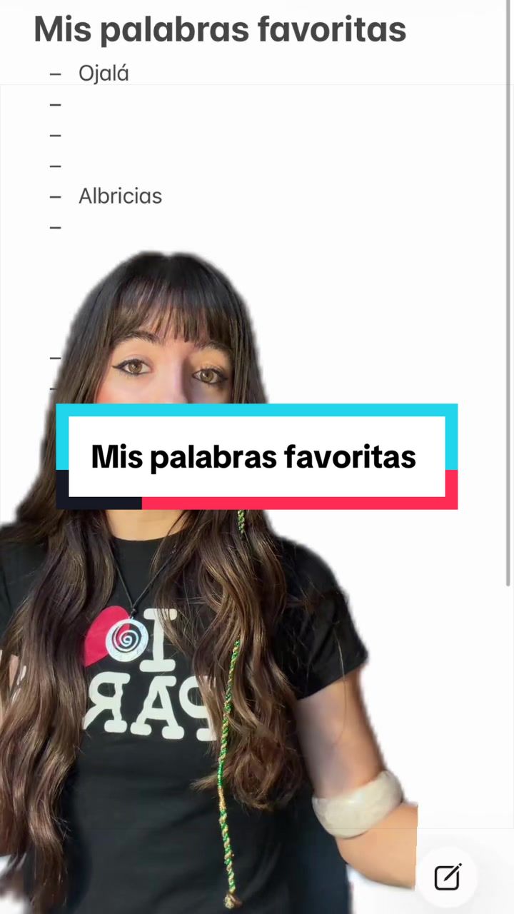 @María