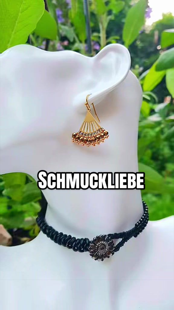 @CozmicBetty