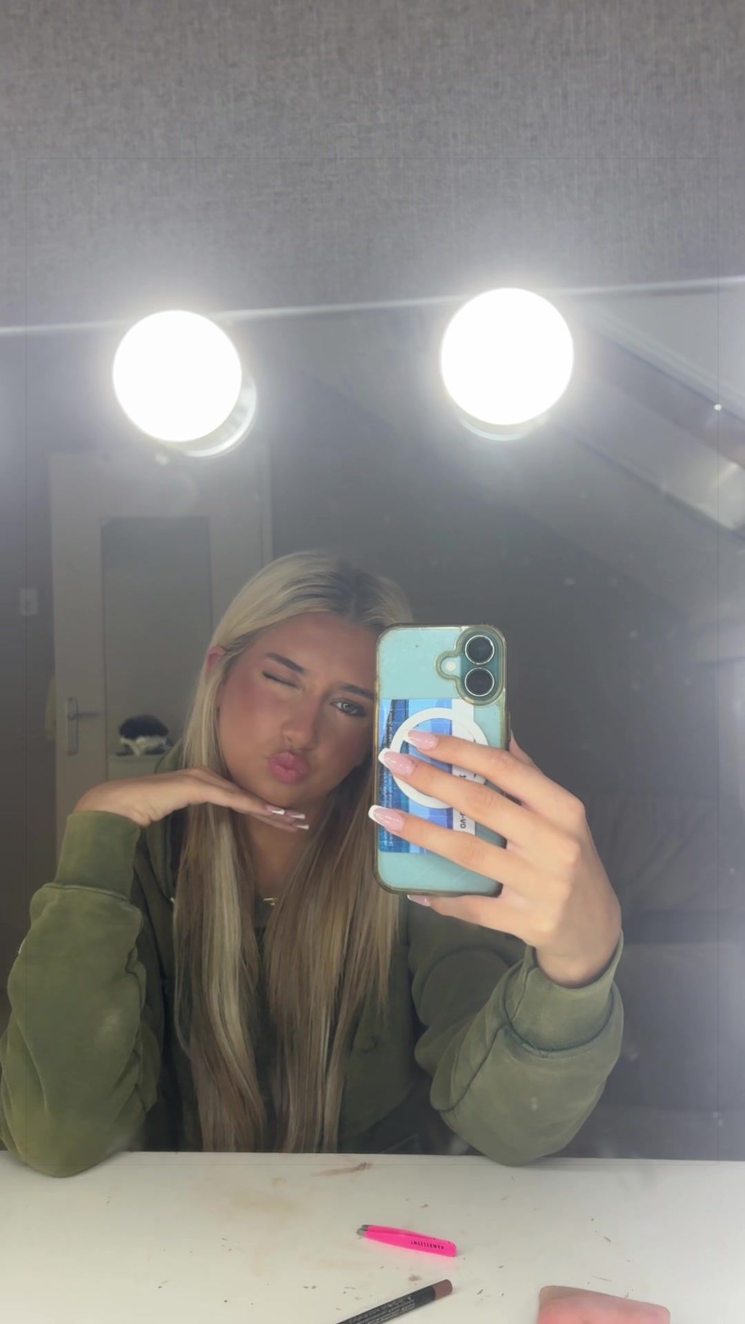 @J.L