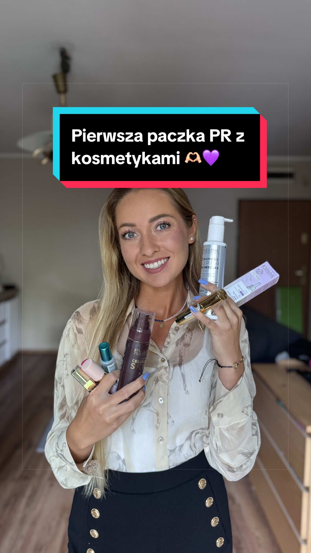 @Marta Kamijami 🎠 💄✈️