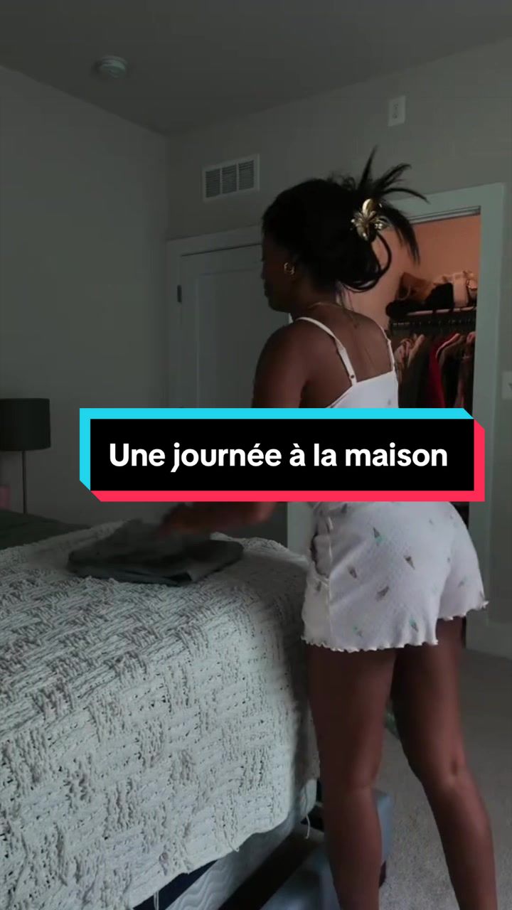 @Eynaïa The Housewife⭐️