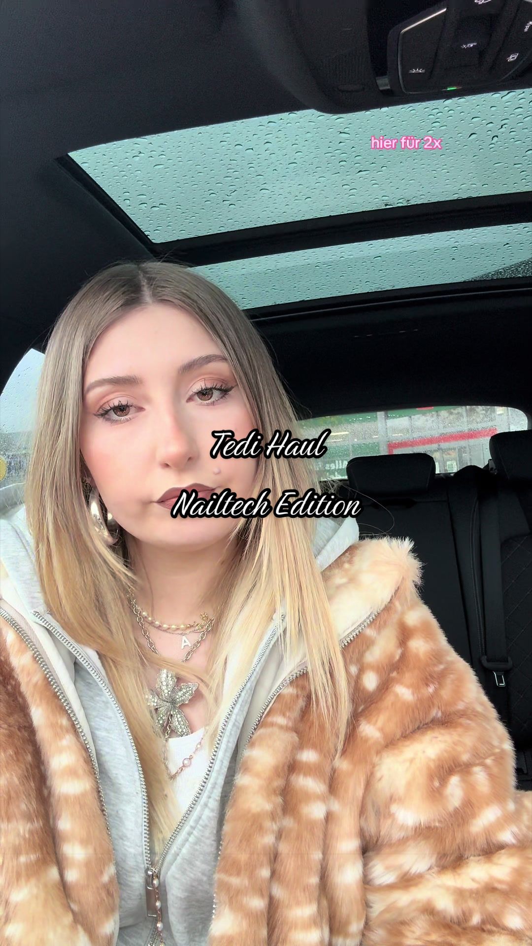 @the.nail.doll