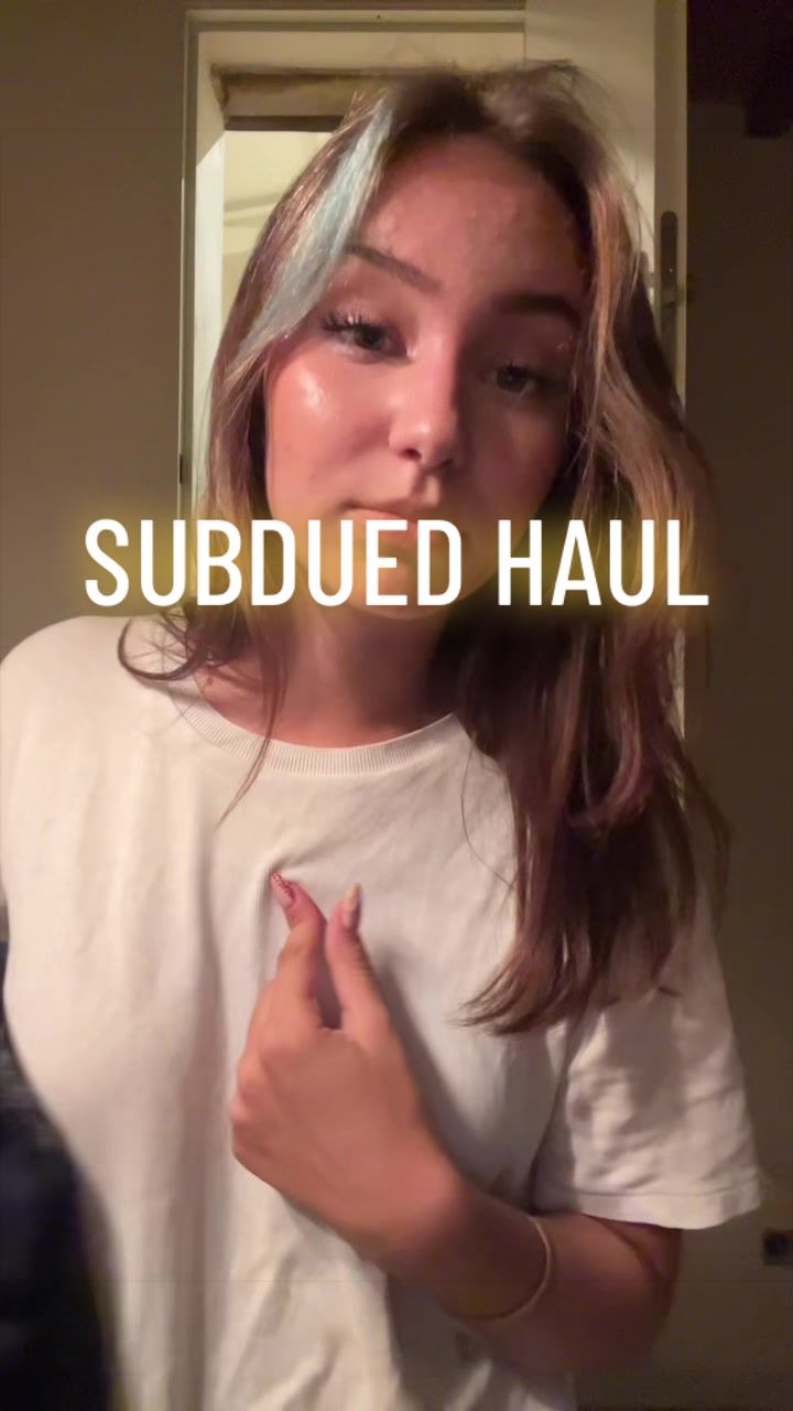 @𝑹𝒐𝒔𝒂𝒍𝒊𝒆
