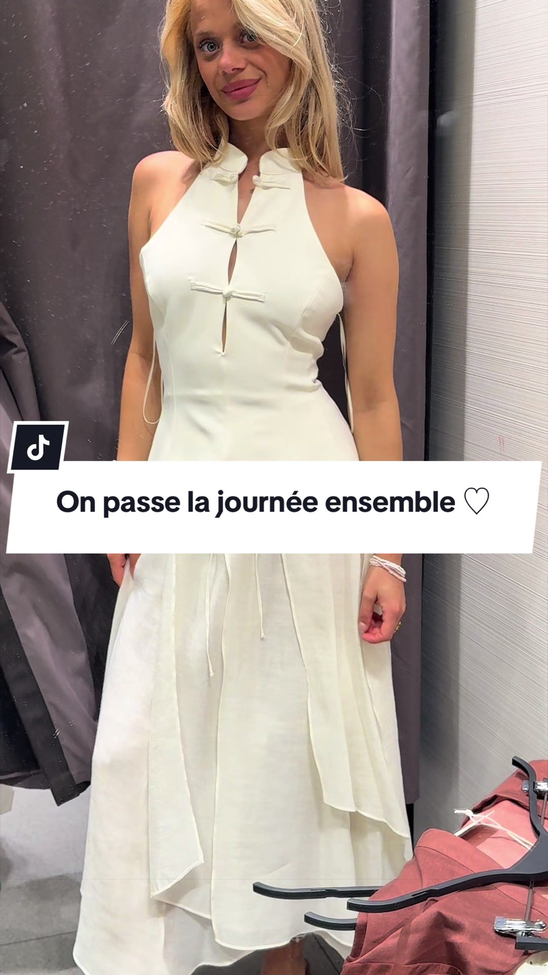 @leoniepapilloon