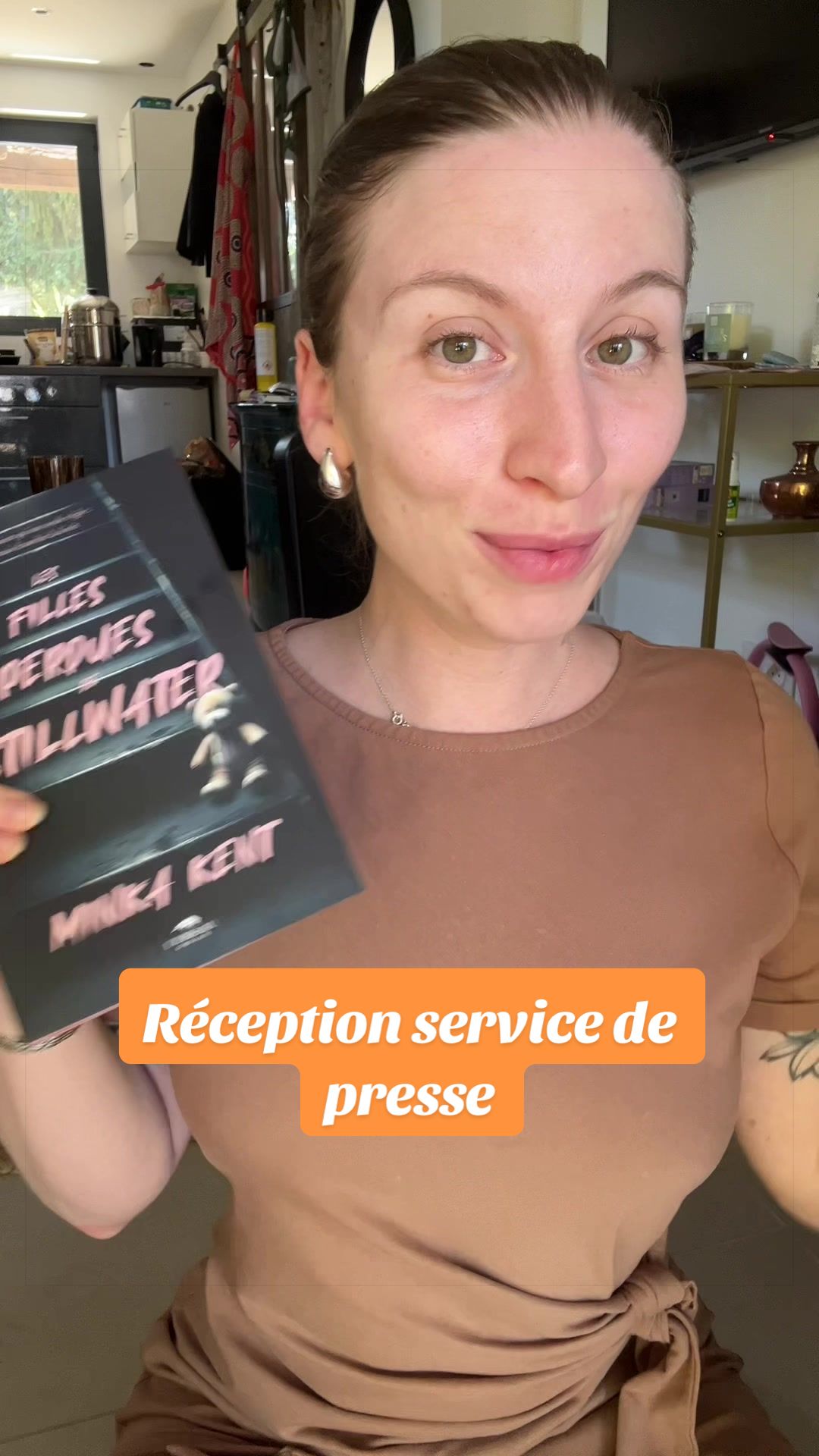 @Lunabialy | booktok
