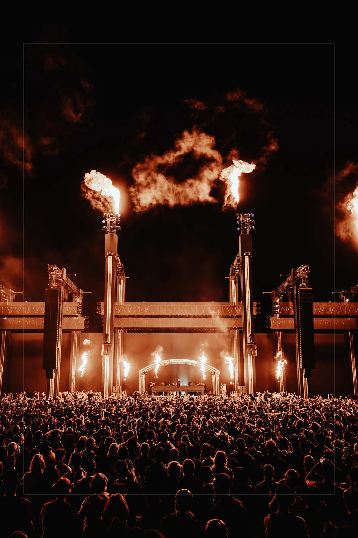 @Armin van Buuren