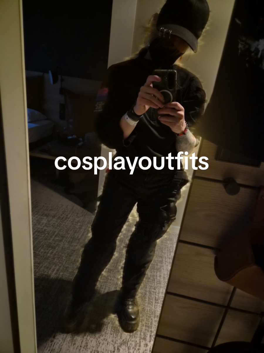 @CallsignxSierra