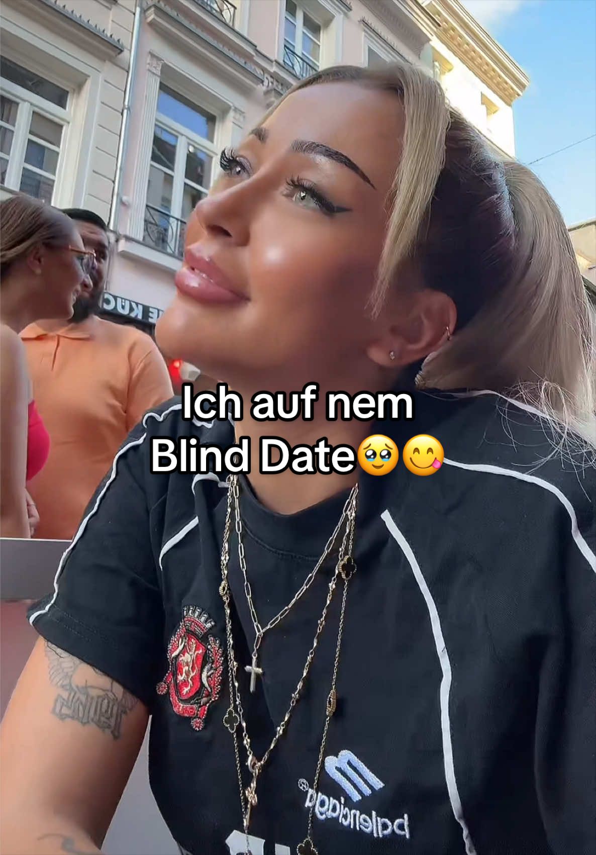 @laura moradi