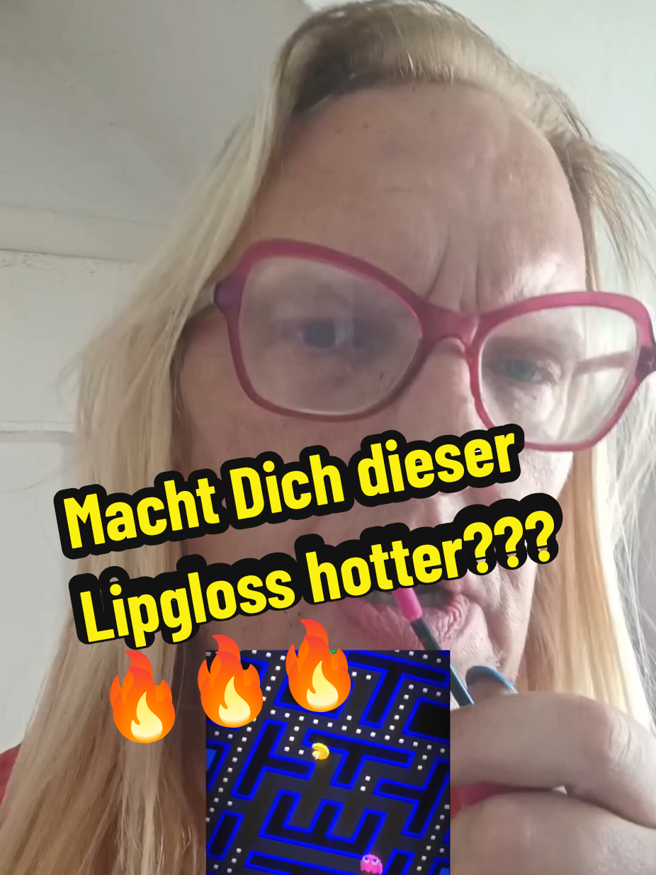 @Angela_Fuxia
