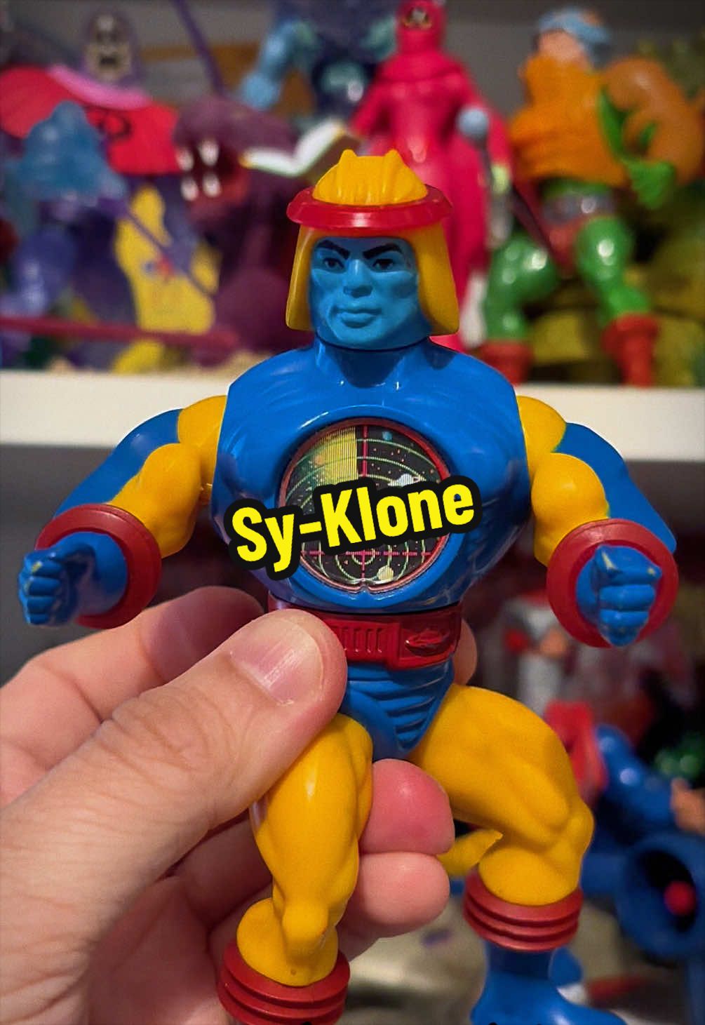 @Toyfluencer