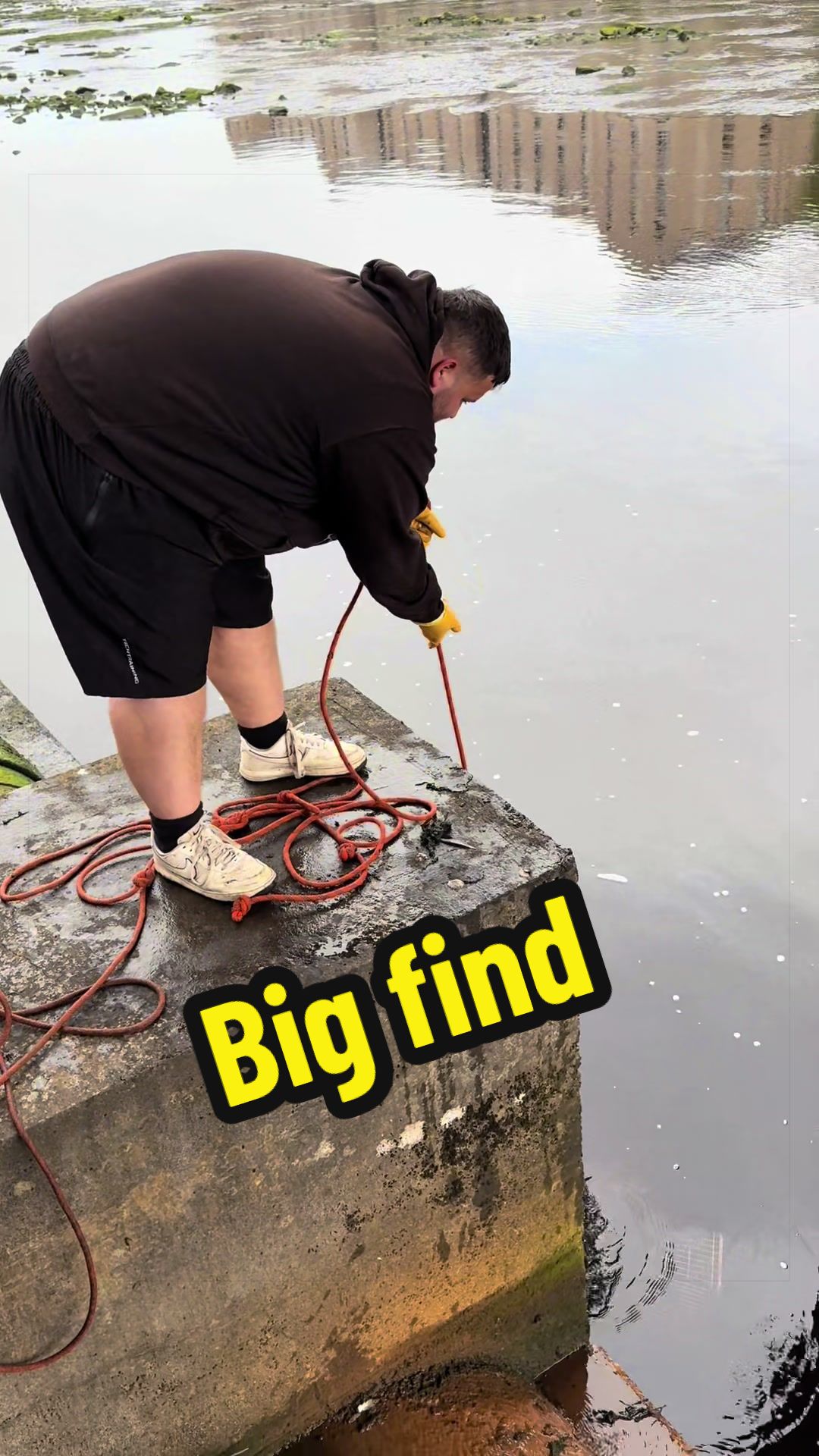 @Magnet fishing Edinburgh