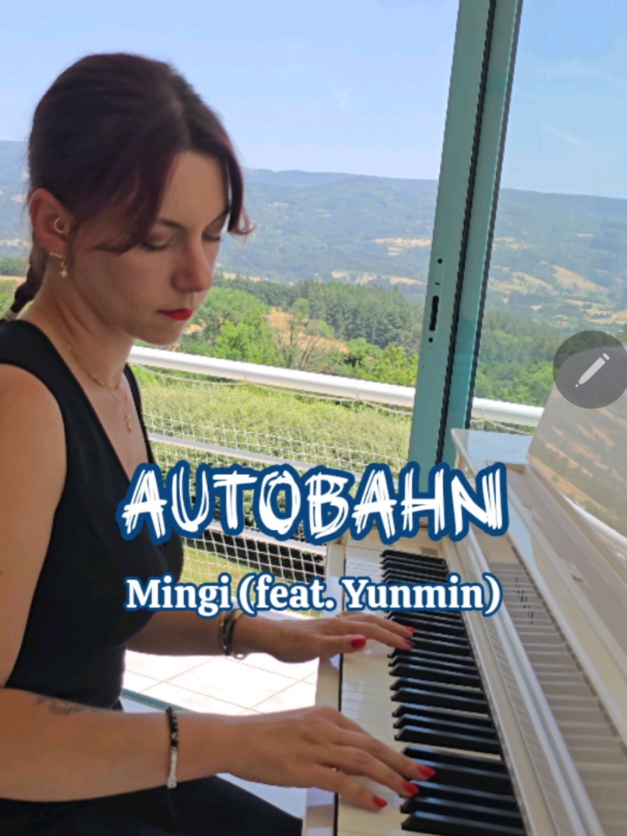 @Foxine Music 🦊🎹