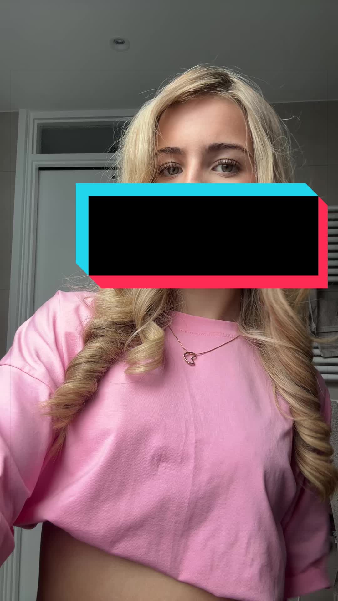 @𝐄𝐬𝐦𝐞𝐞𝐒𝐩𝐚𝐦
