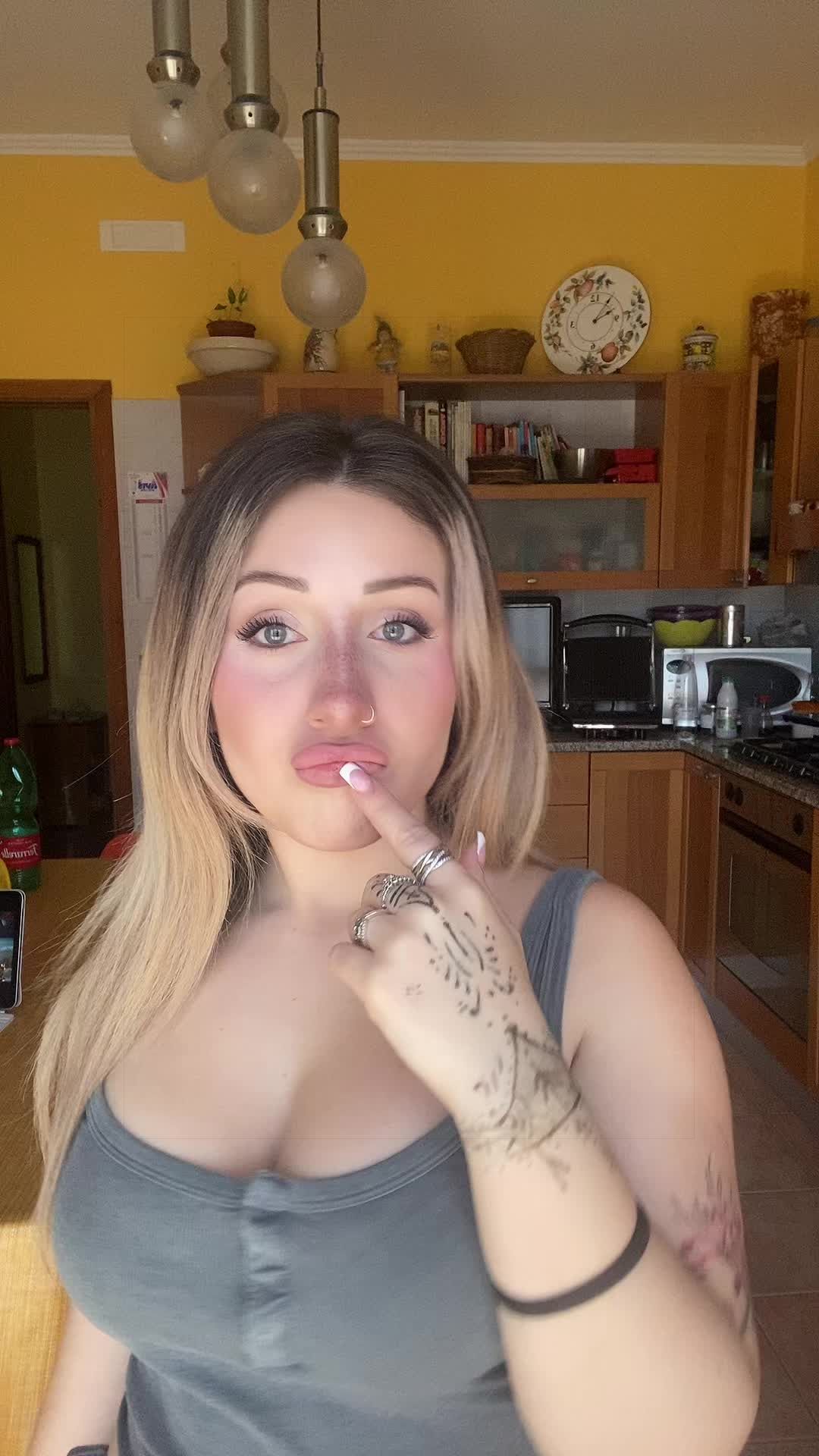 @valentina