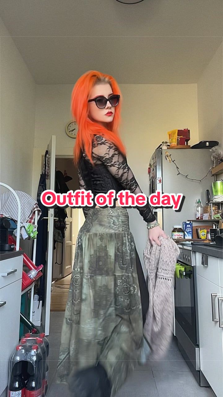 @flyfly_cw