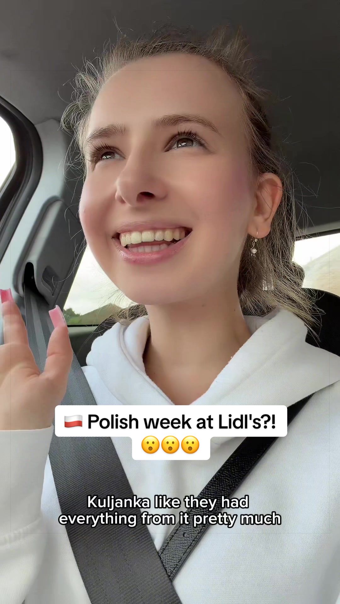 @zuzanova_