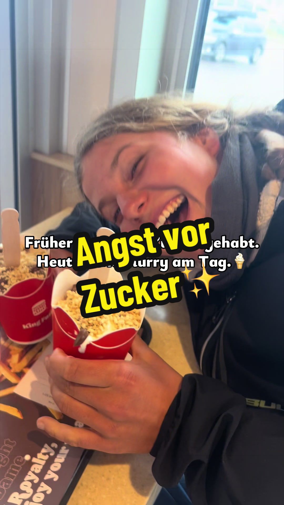 @AnabelundMaria