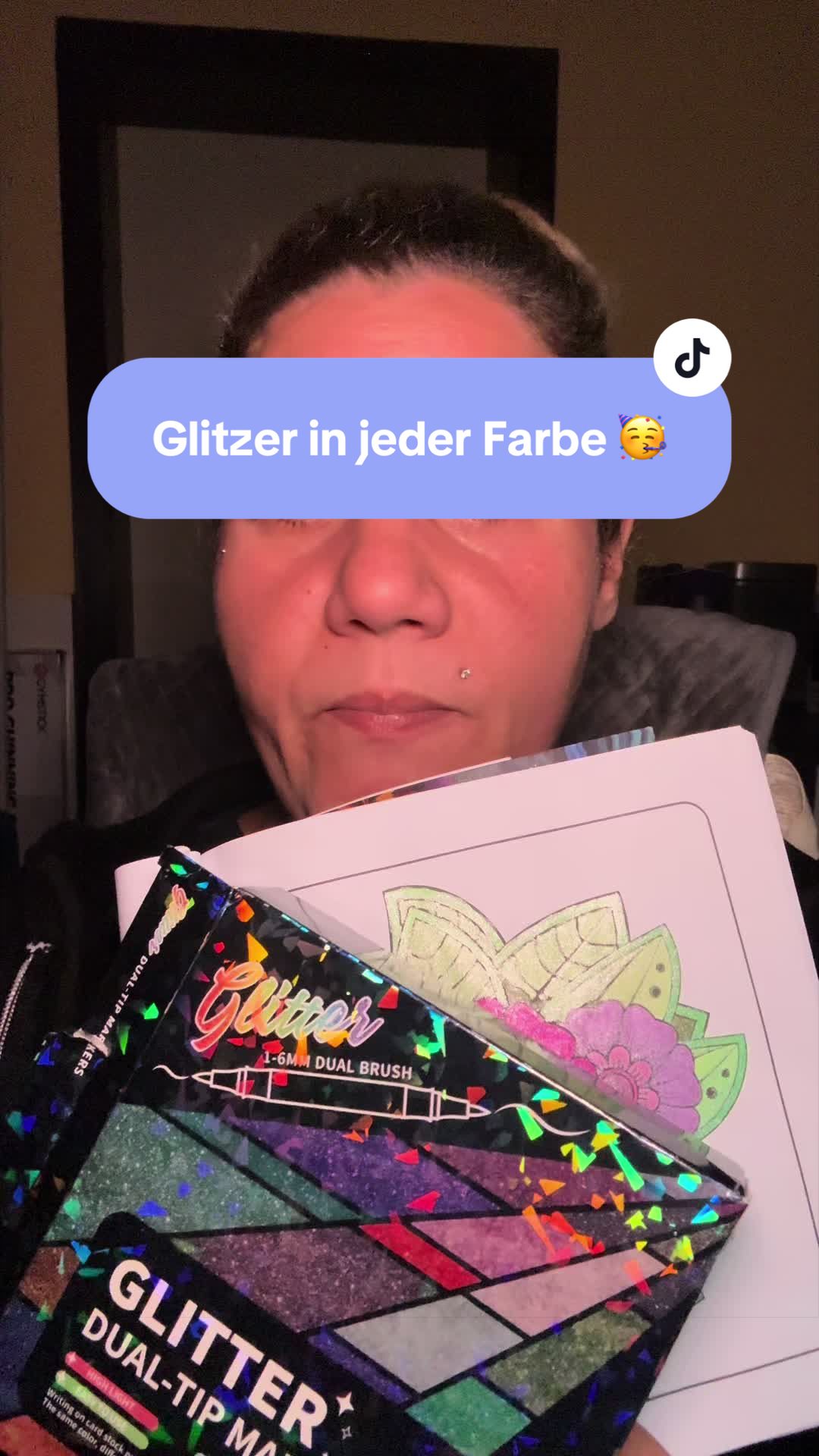 @JennysGlitzerstube