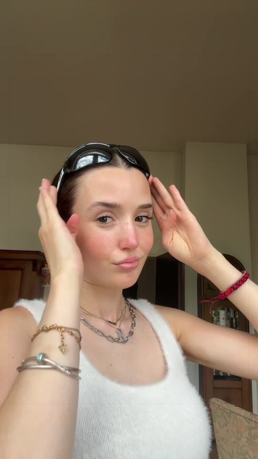 @-Anna