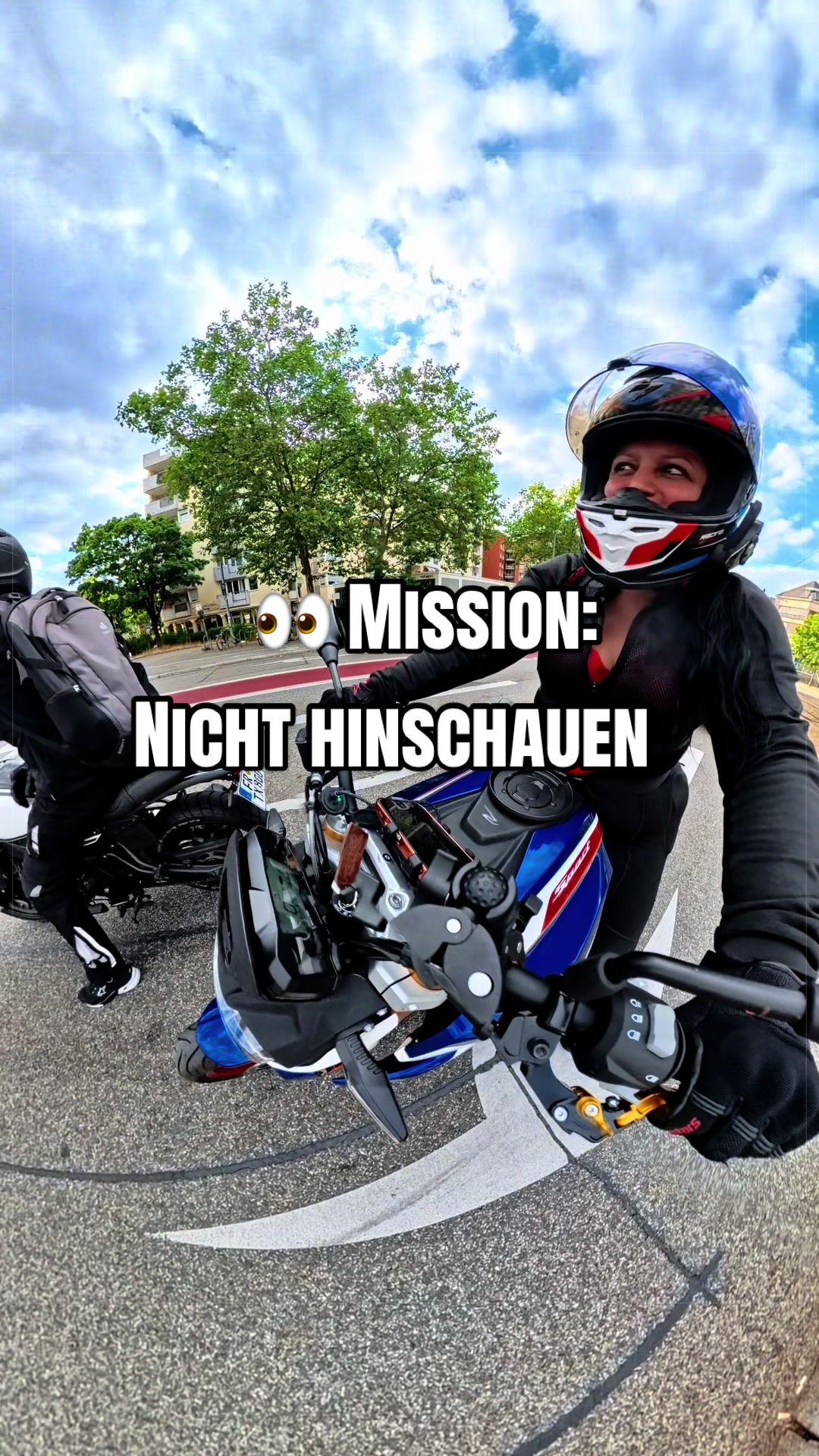 @BikerMeike🦋