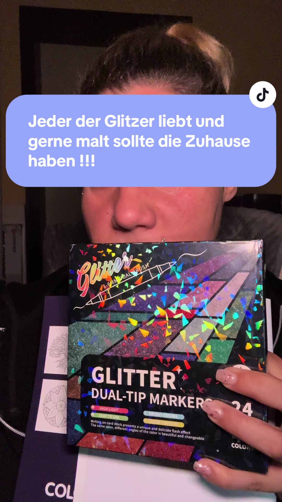 @JennysGlitzerstube