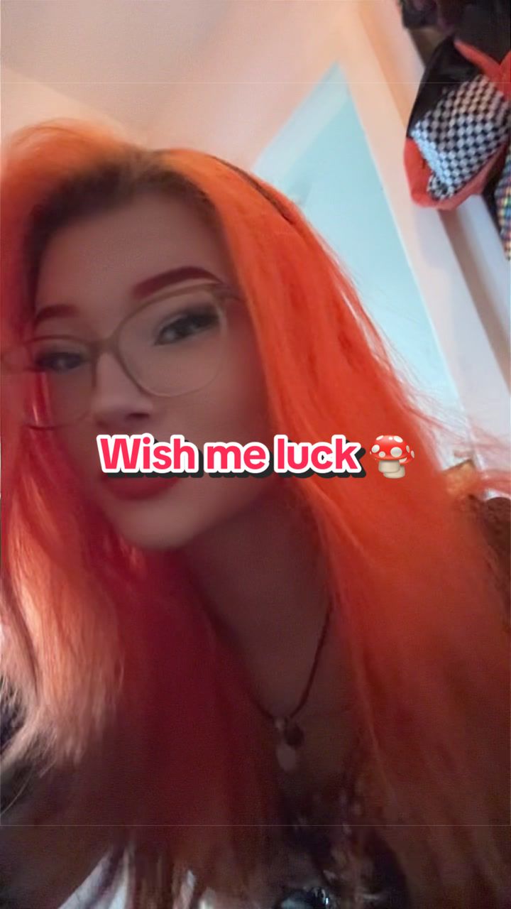 @flyfly_cw