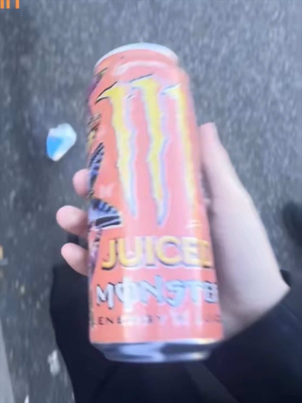 @Lexiee