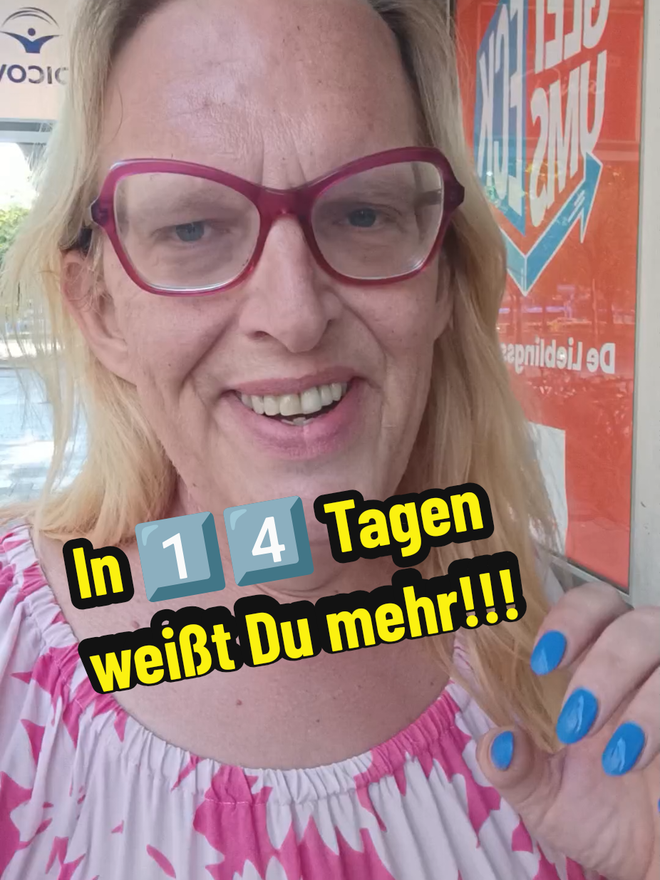 @Angela_Fuxia