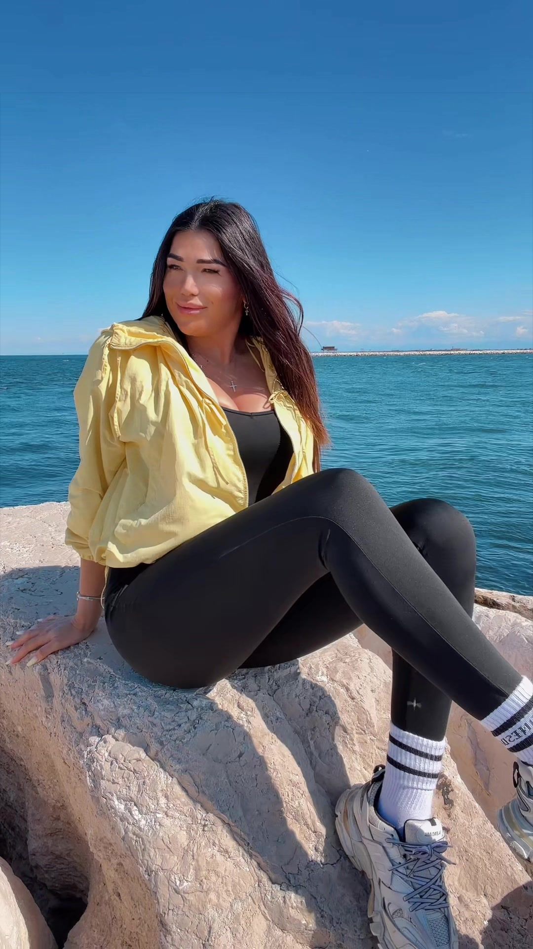 @Valentina