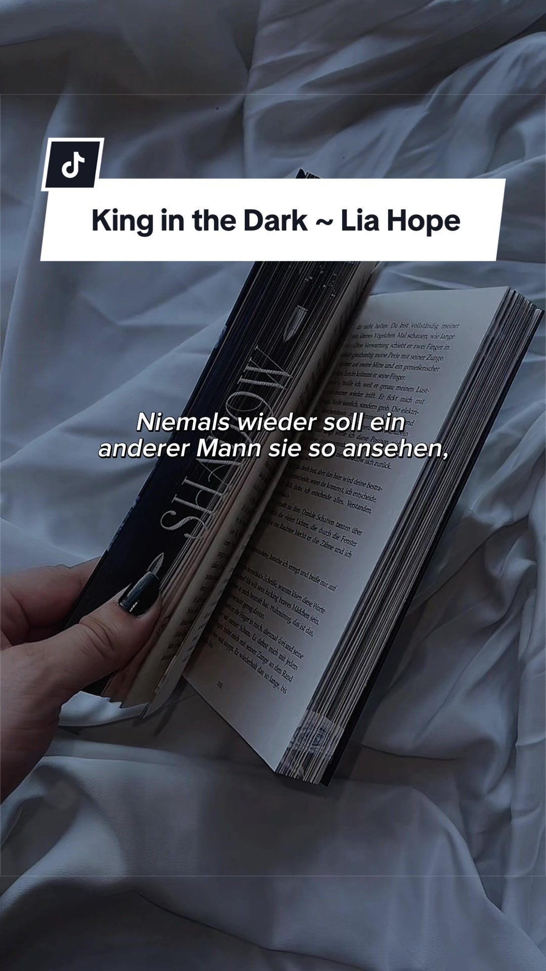 @Darkreads_by_Jess