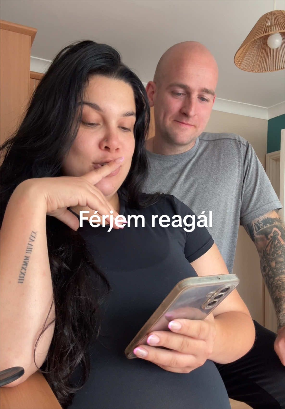@MrsHemingway