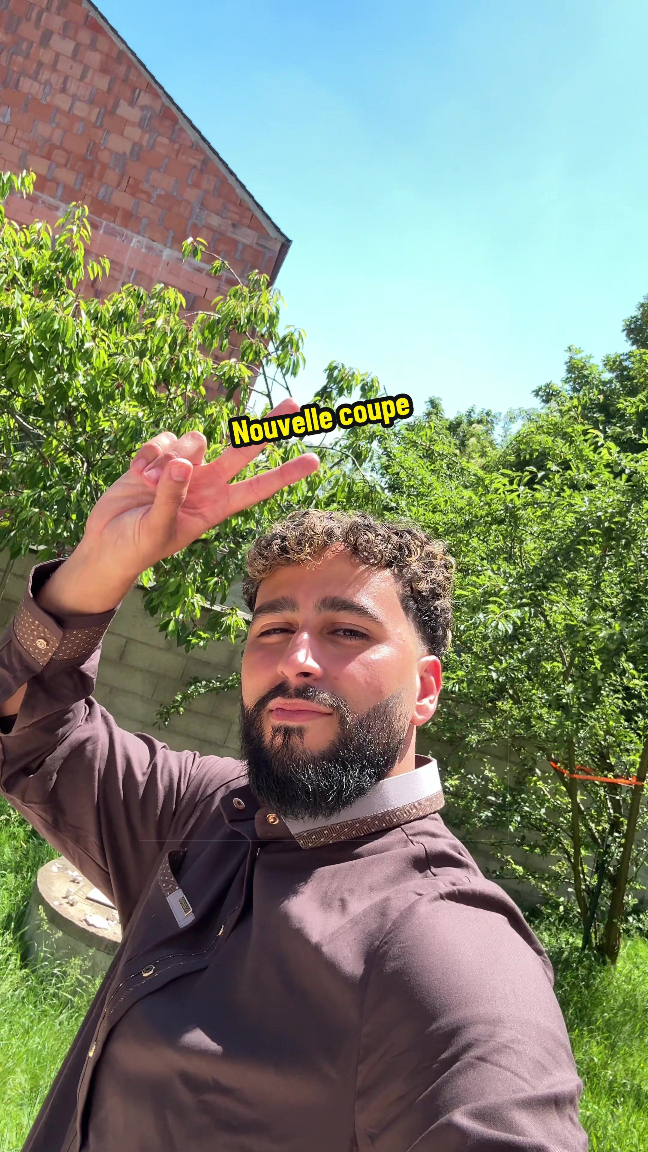 @Lio