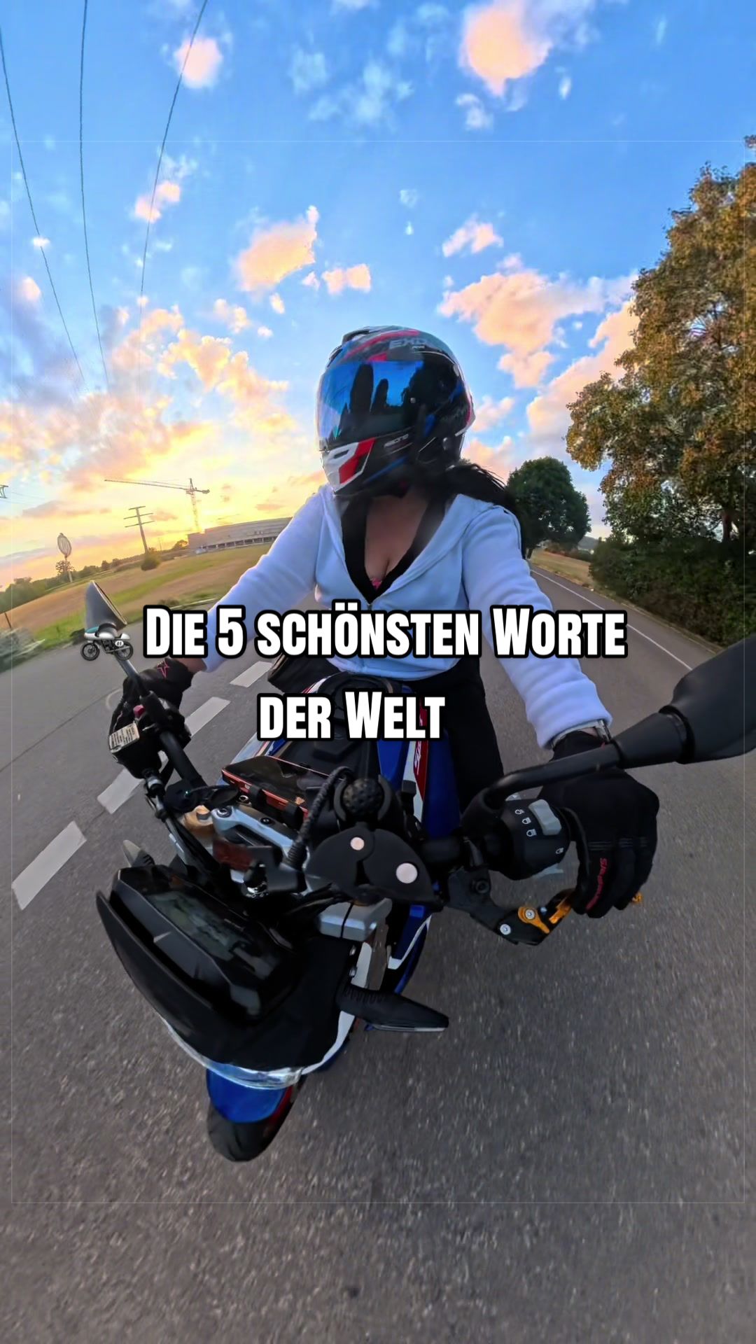 @BikerMeike🦋