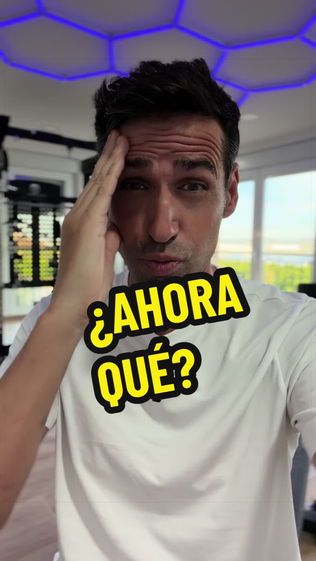 @José María López