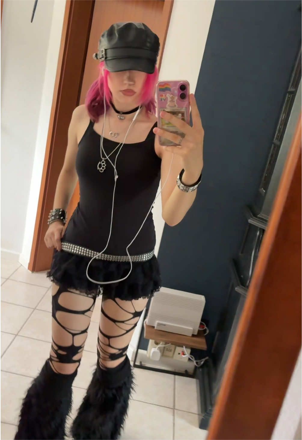 @ᵐⁱᵃ🦇